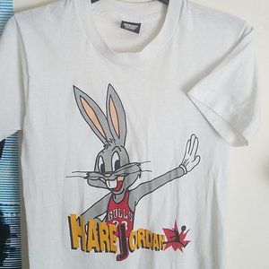 Vintage Air Jordan Bugs Bunny Chicago Bulls shirt